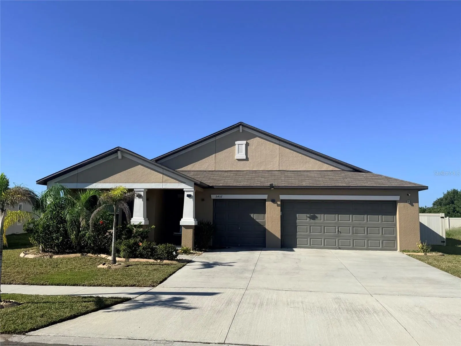 5457 LESLIE CANYON DR