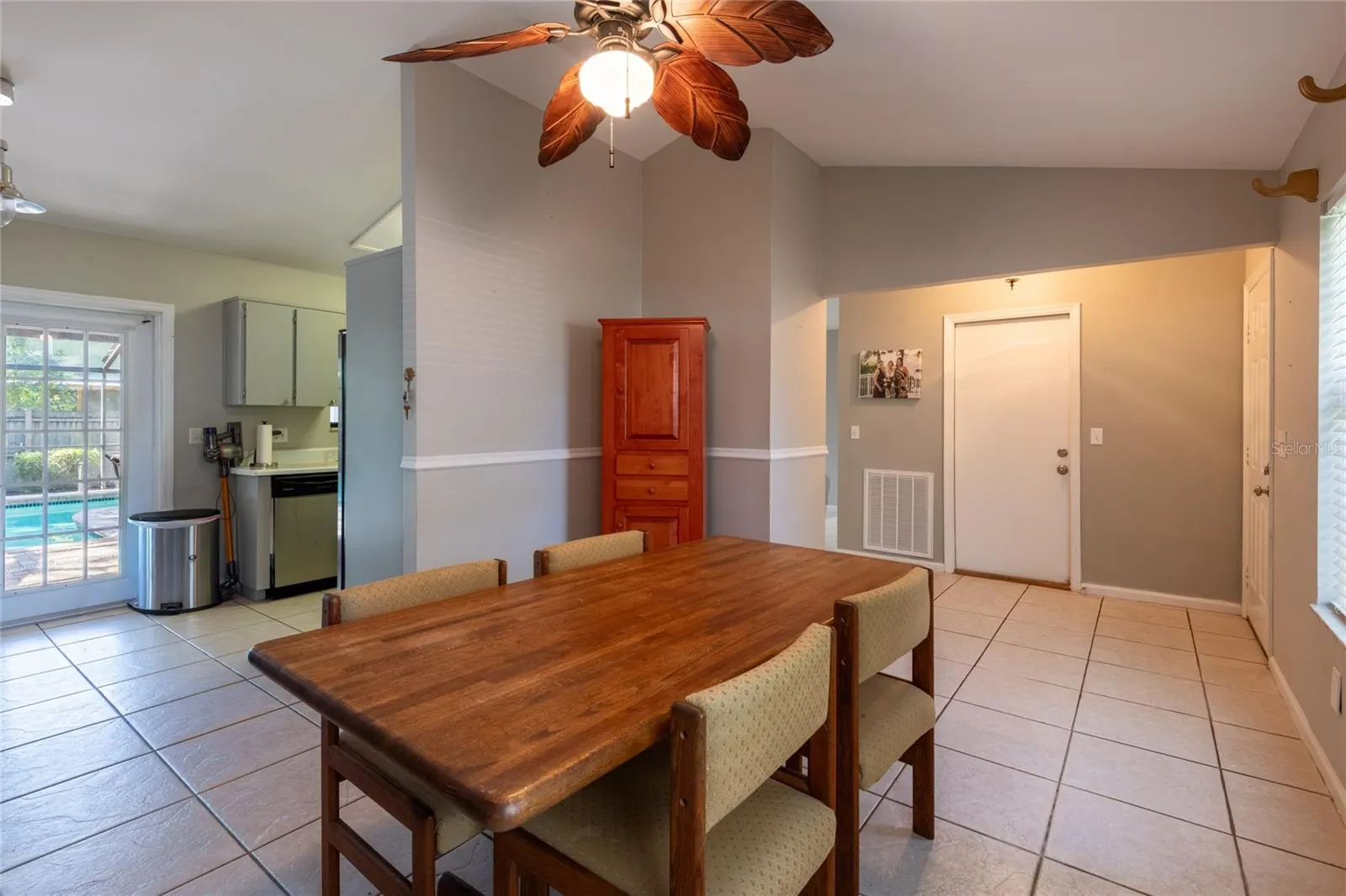 2305 FORREST CREST CIR