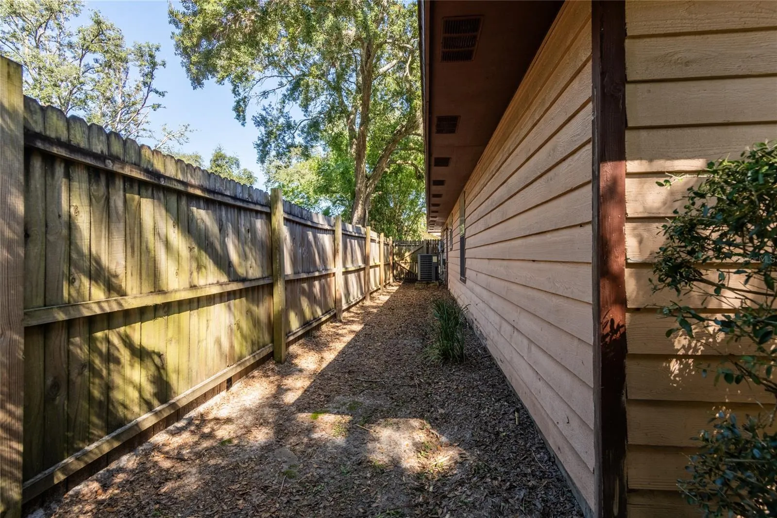 2305 FORREST CREST CIR