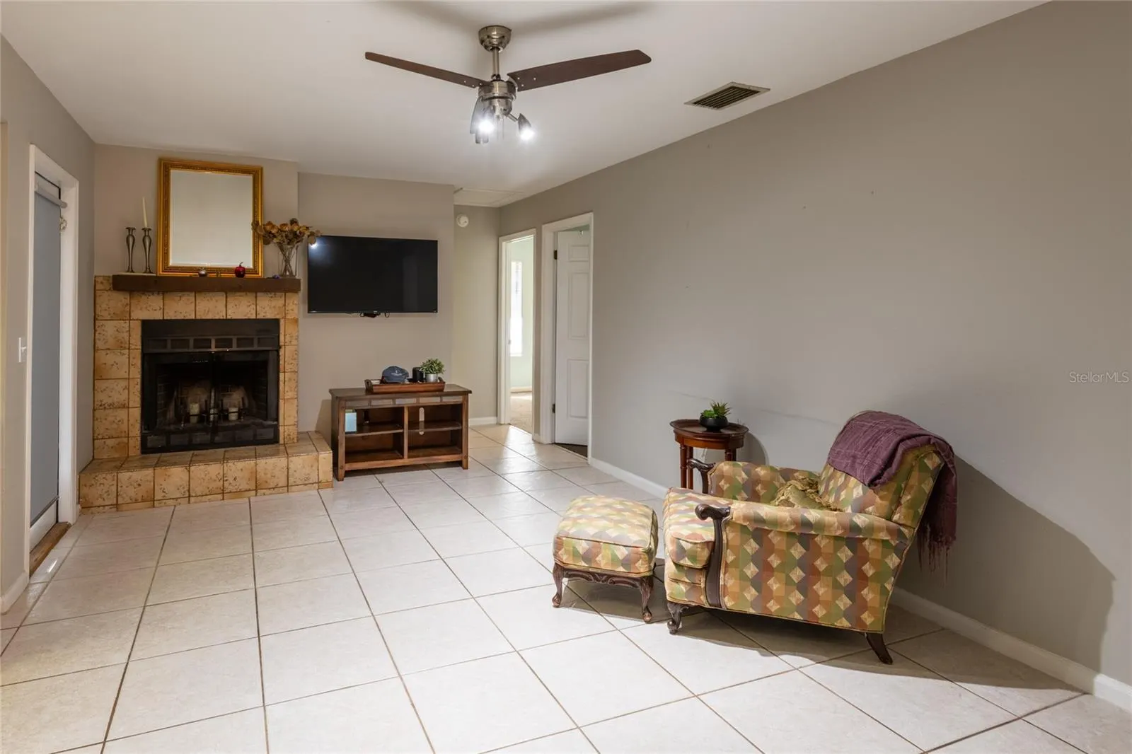 2305 FORREST CREST CIR