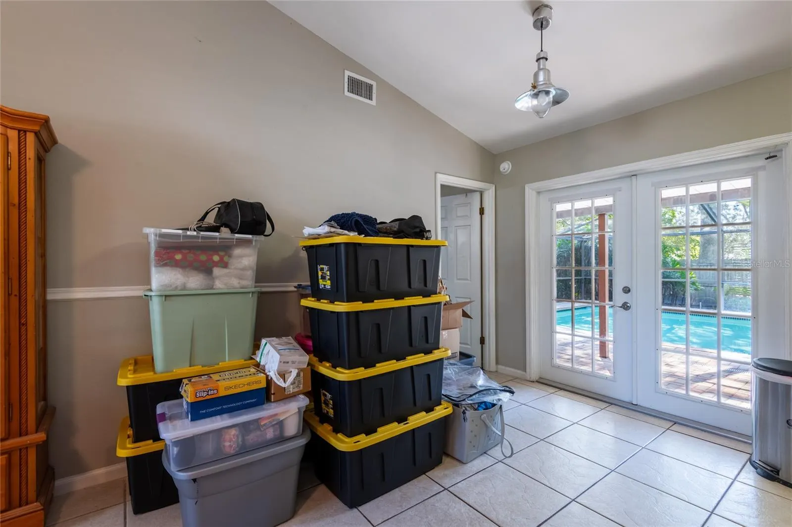 2305 FORREST CREST CIR