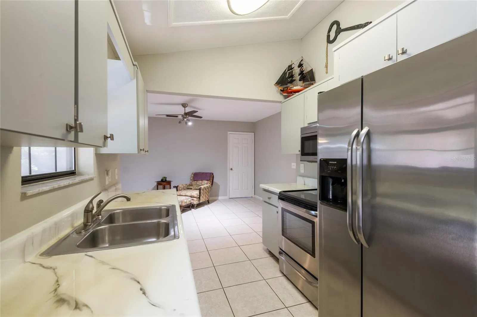 2305 FORREST CREST CIR
