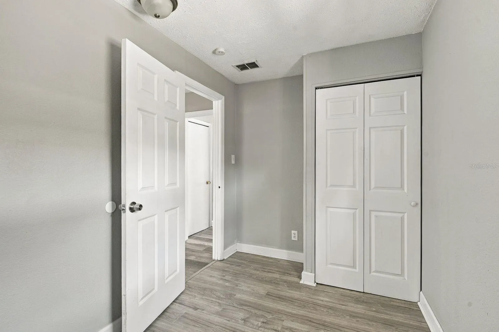 2834 FREEMONT TER S