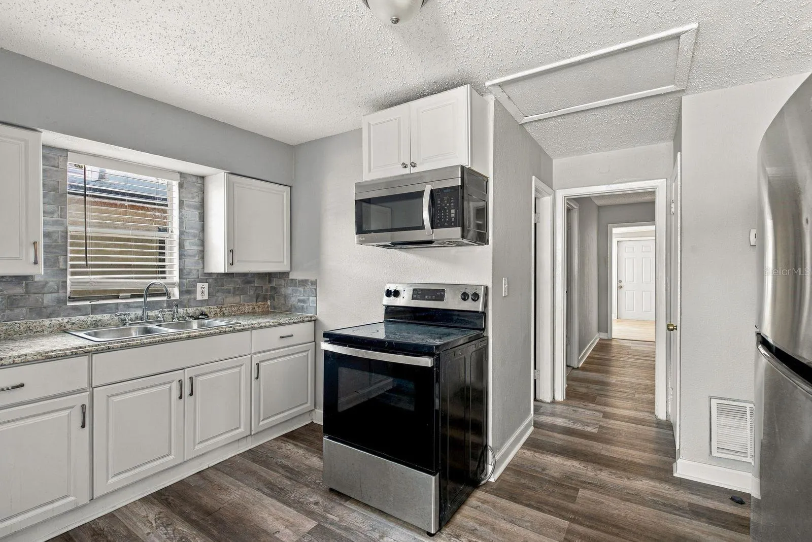 2834 FREEMONT TER S