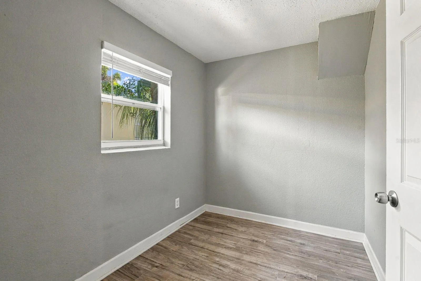 2834 FREEMONT TER S