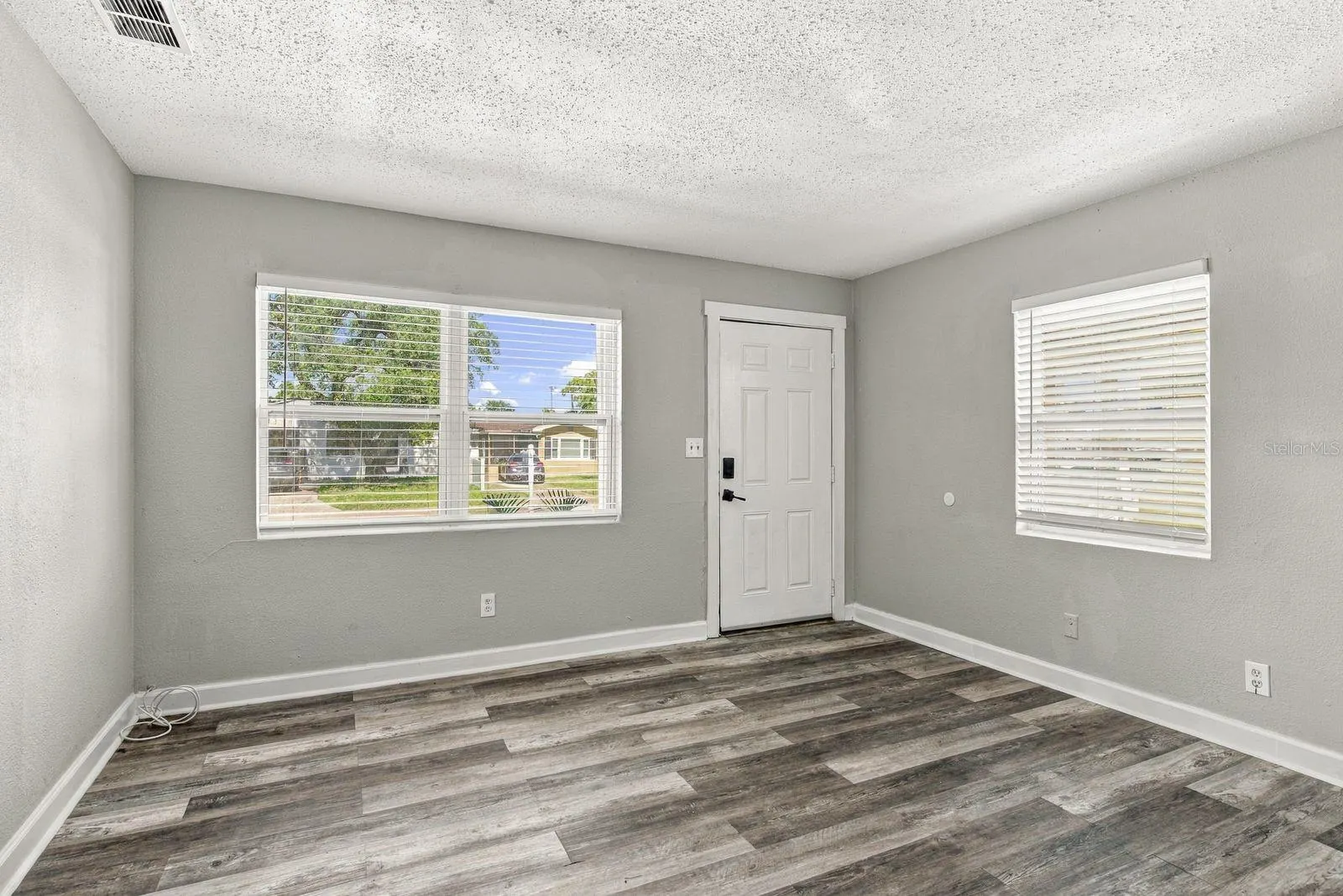 2834 FREEMONT TER S