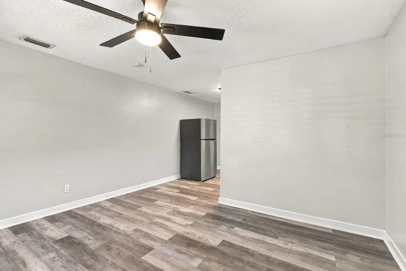 2834 FREEMONT TER S