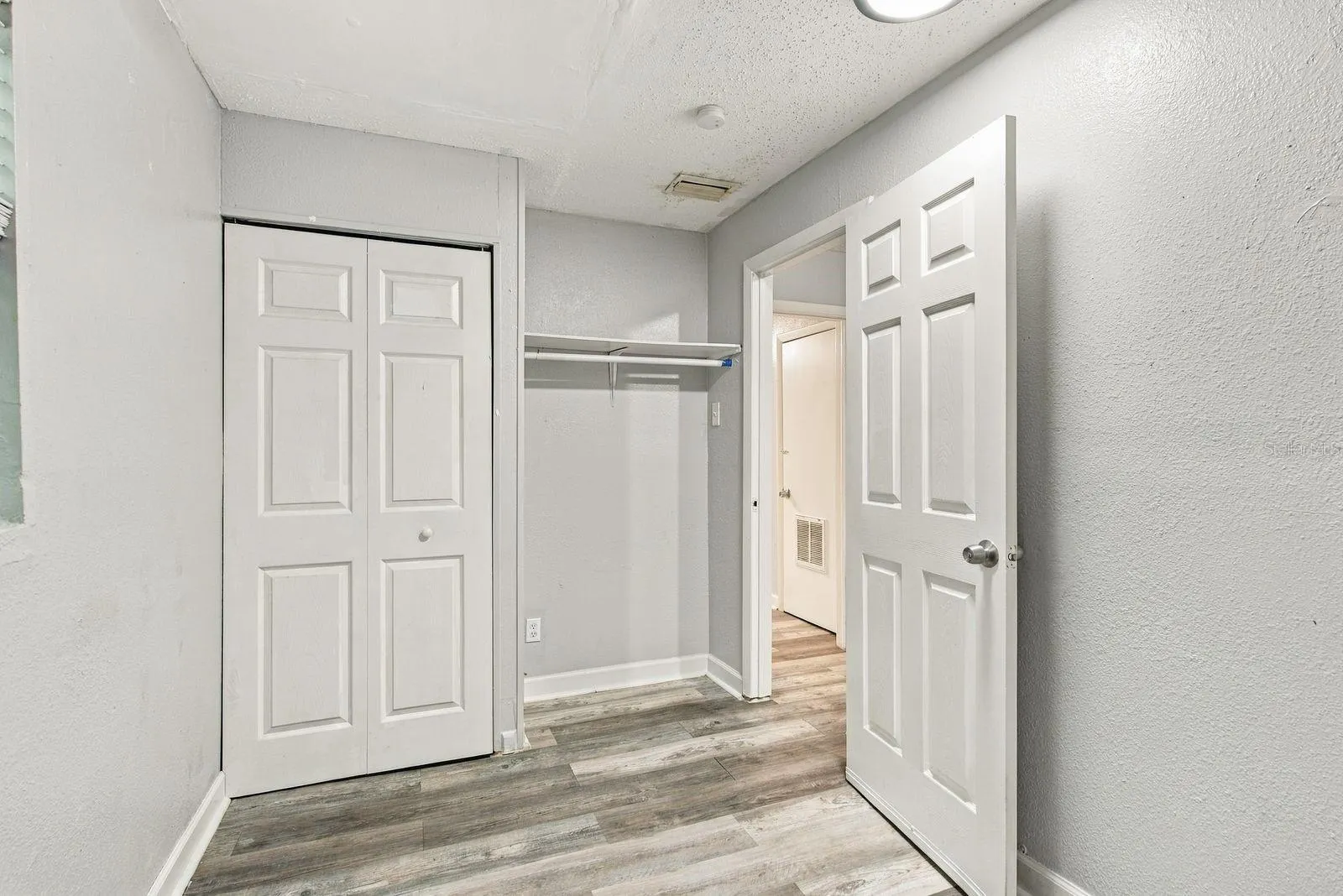2834 FREEMONT TER S