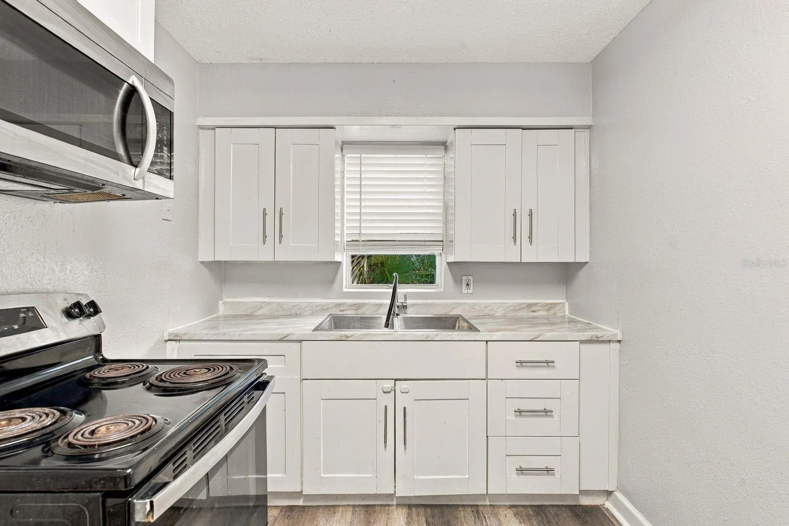 2834 FREEMONT TER S