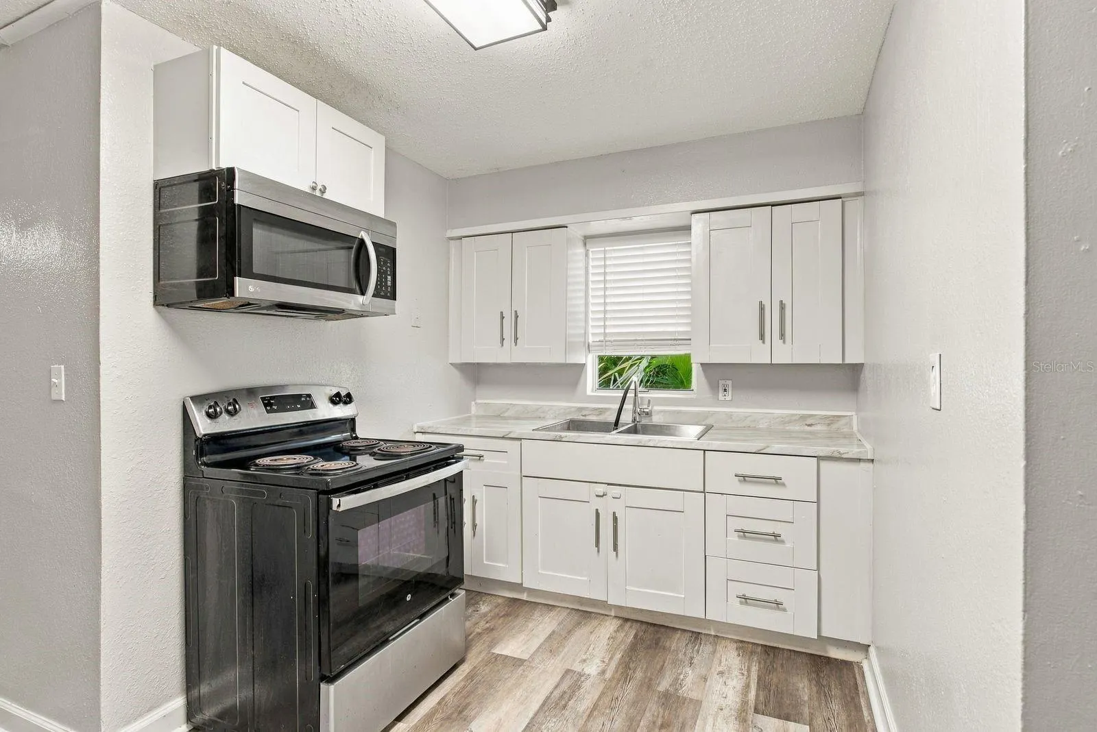 2834 FREEMONT TER S