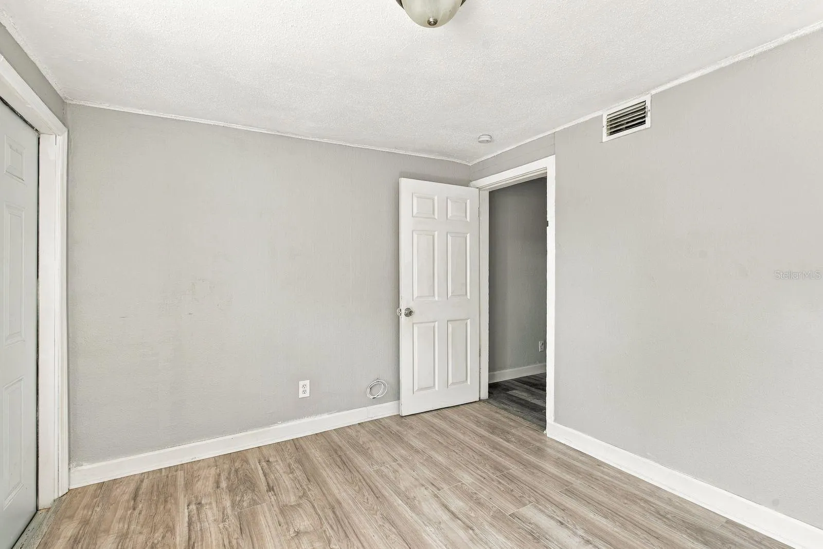 2834 FREEMONT TER S