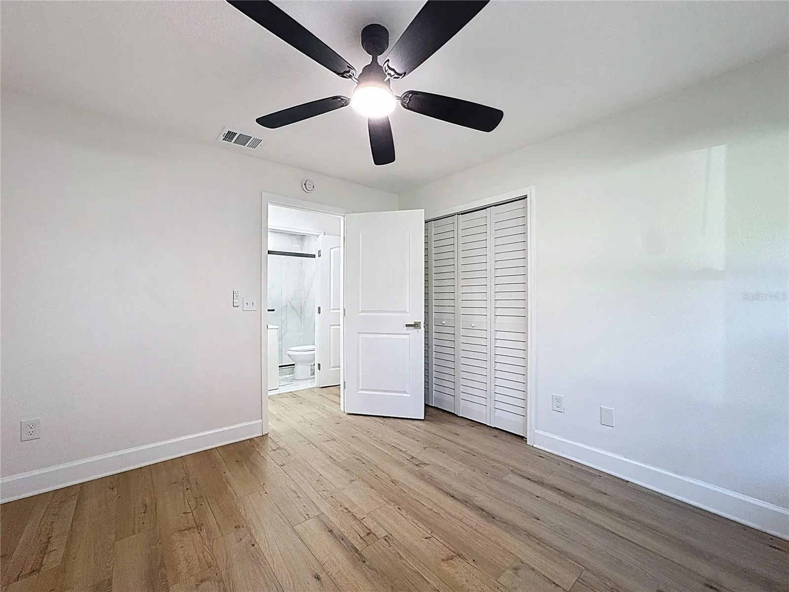 360 MISSION RD