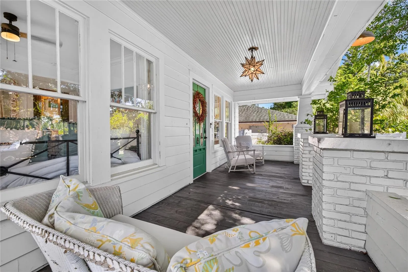 2106 8TH AVE W