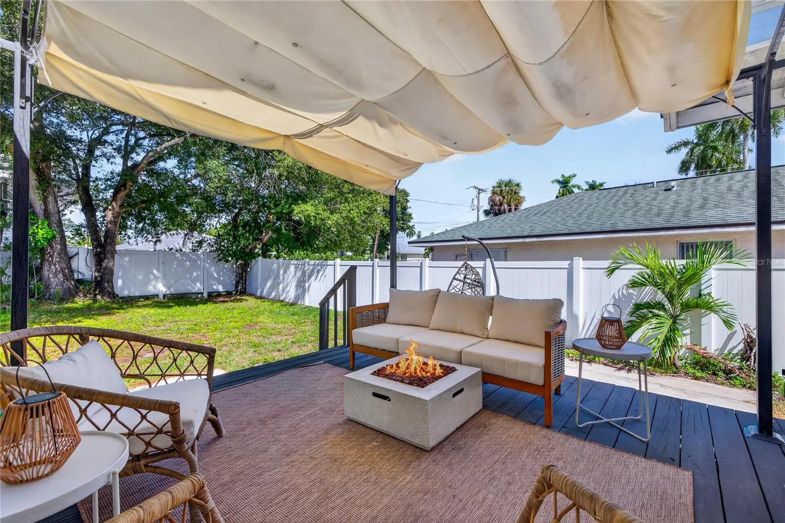 2106 8TH AVE W