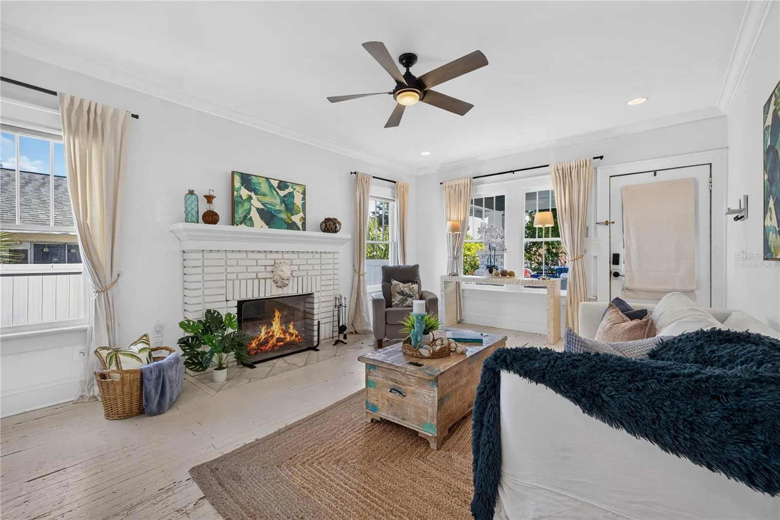 2106 8TH AVE W