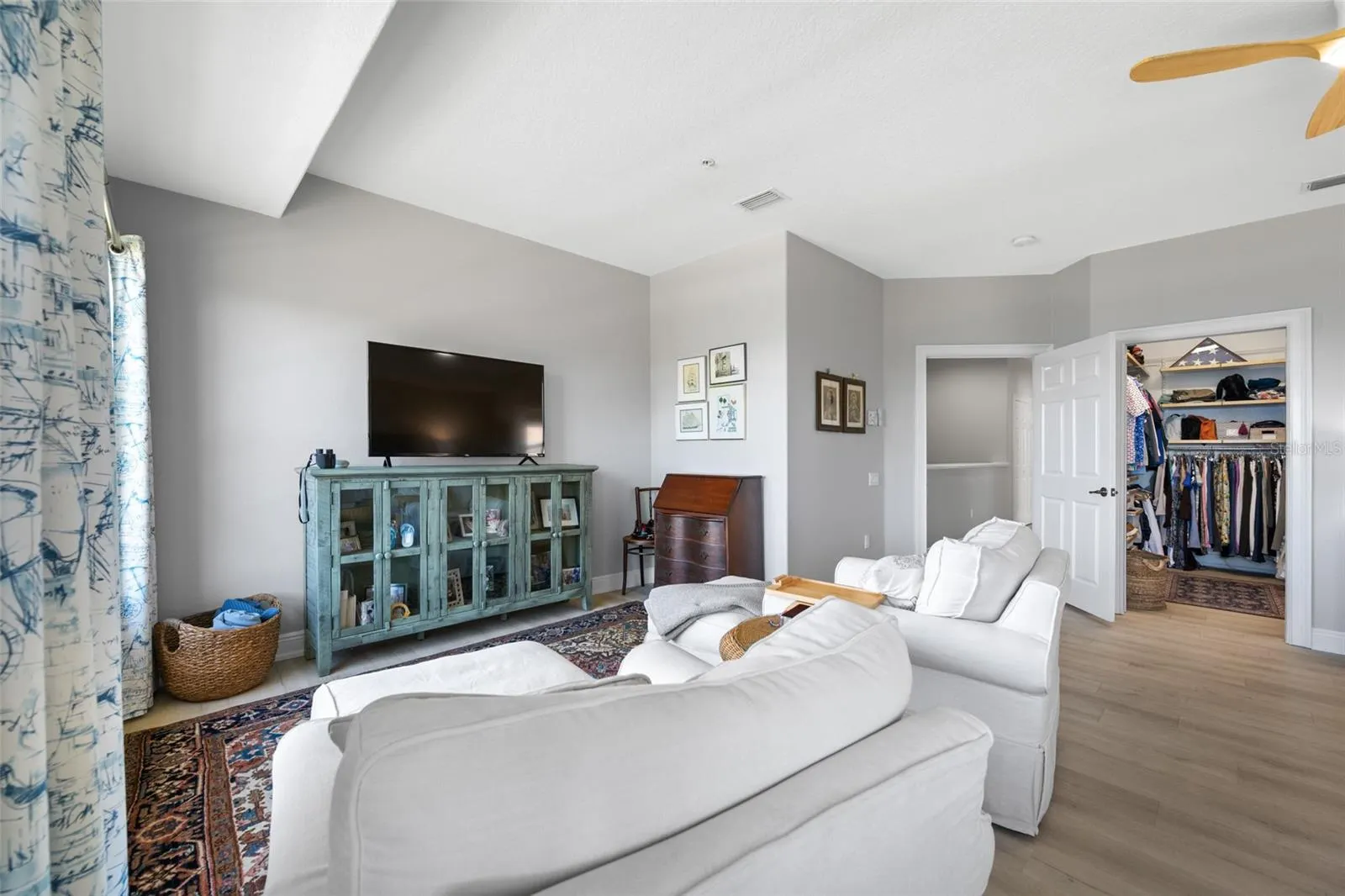 580 BELLA LOOP