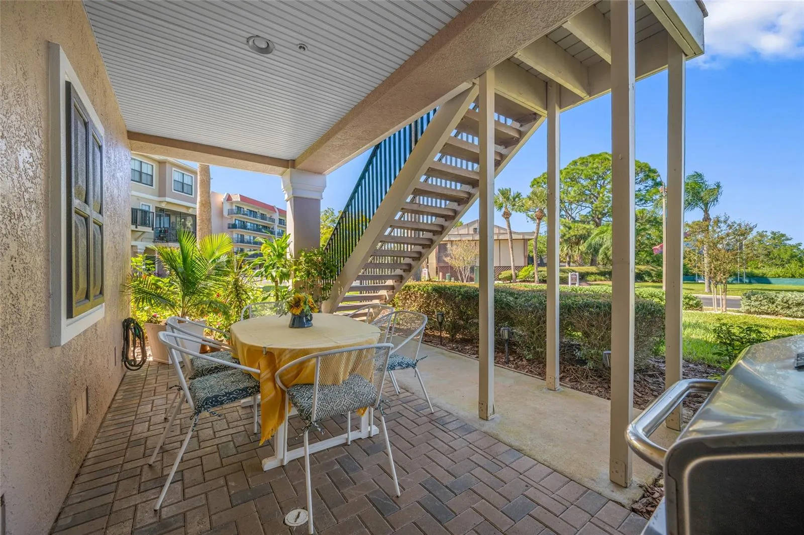 580 BELLA LOOP