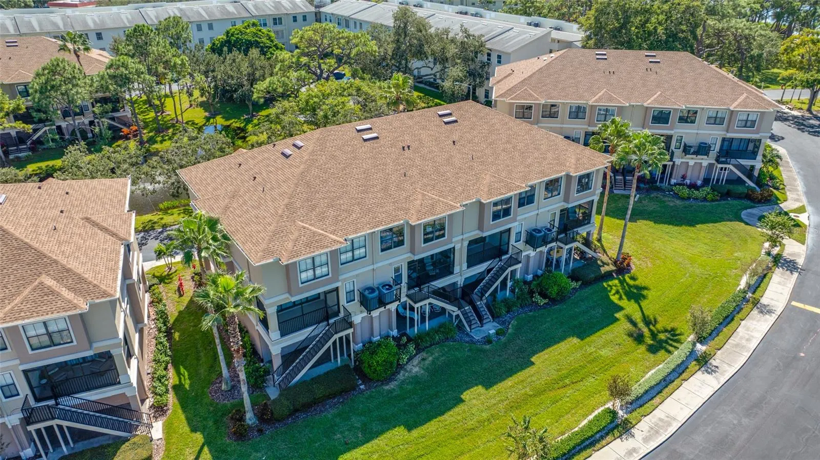 580 BELLA LOOP