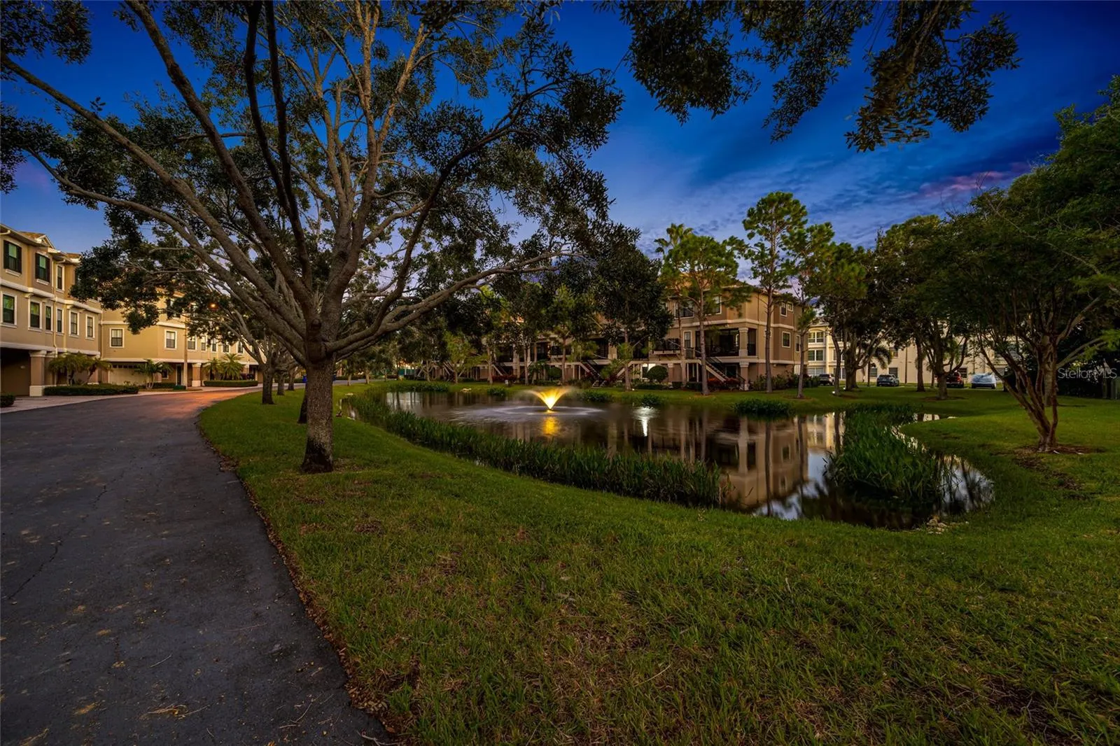 580 BELLA LOOP