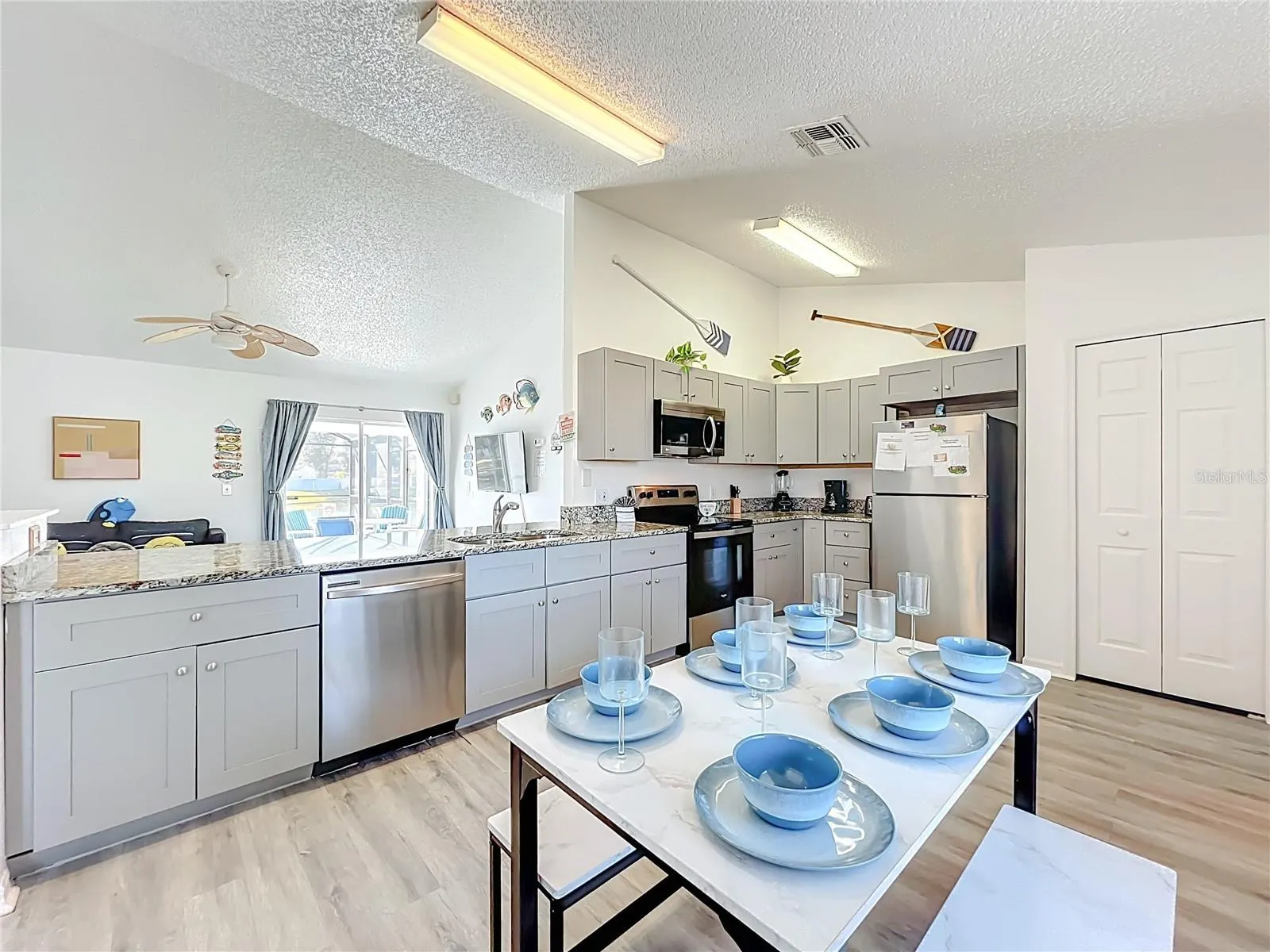 2431 PEACE CIR
