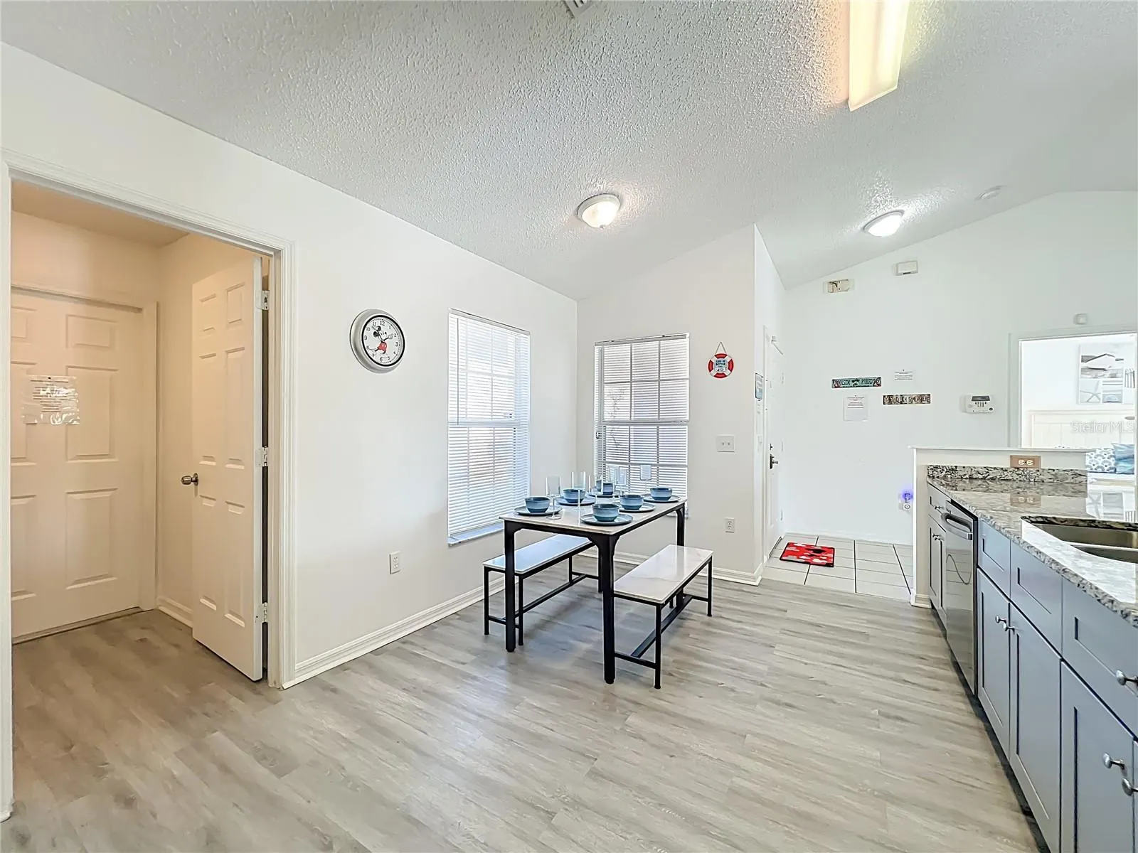 2431 PEACE CIR