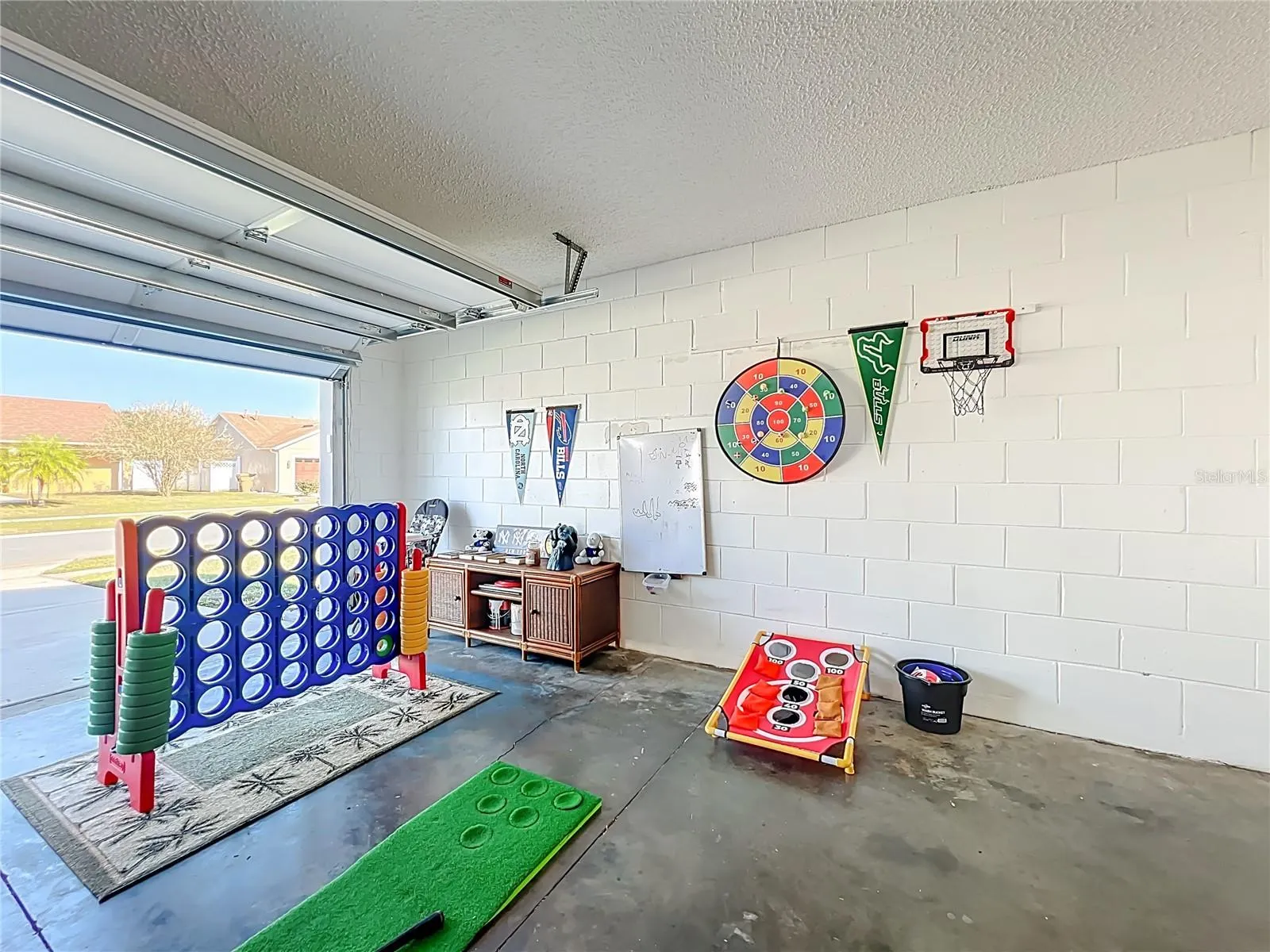 2431 PEACE CIR