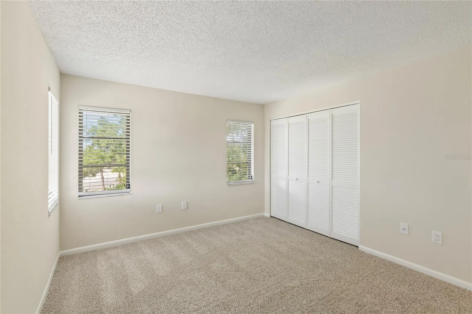 2650 COUNTRYSIDE BLVD #B302 #B302