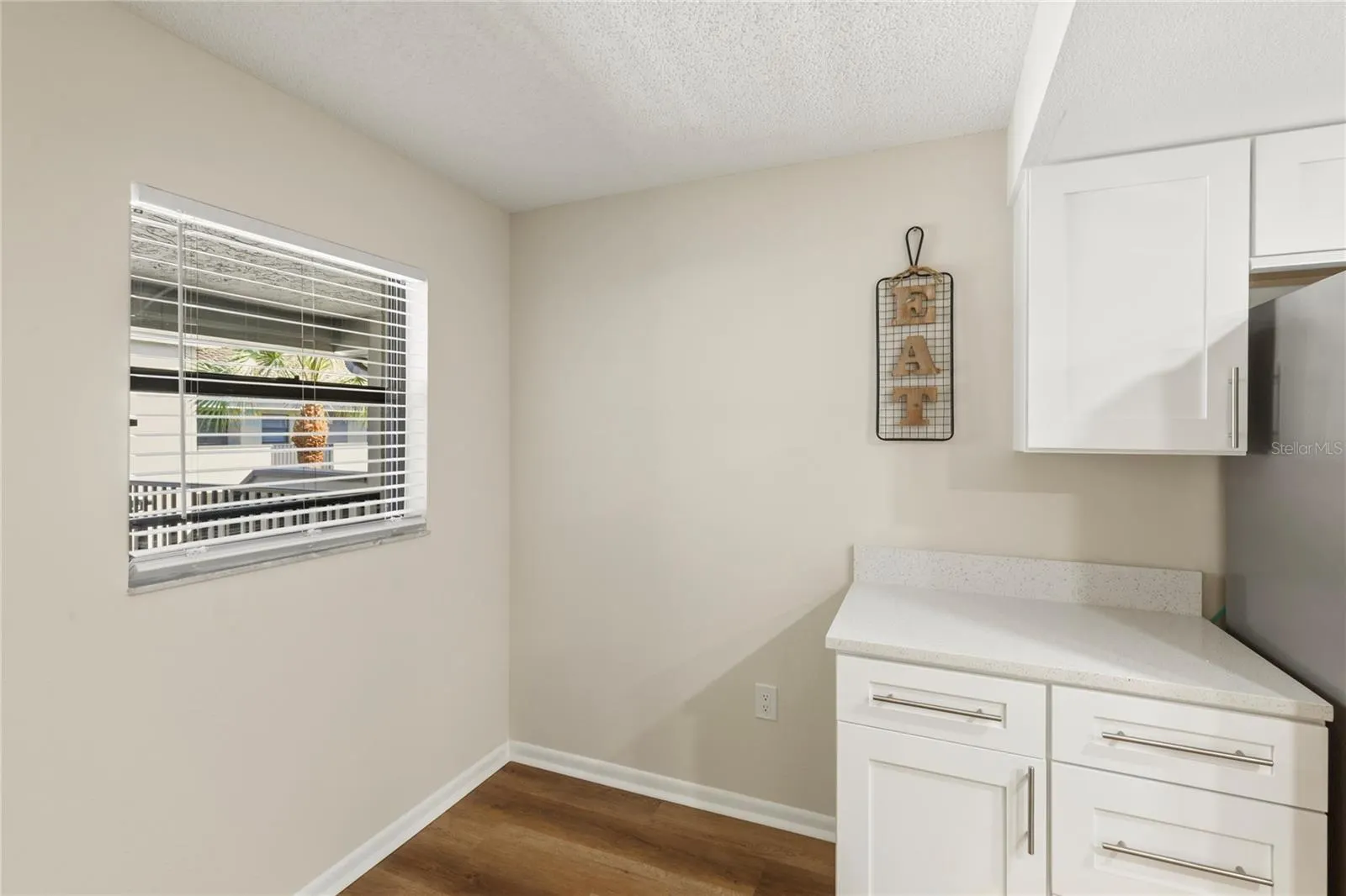 2650 COUNTRYSIDE BLVD #B302 #B302
