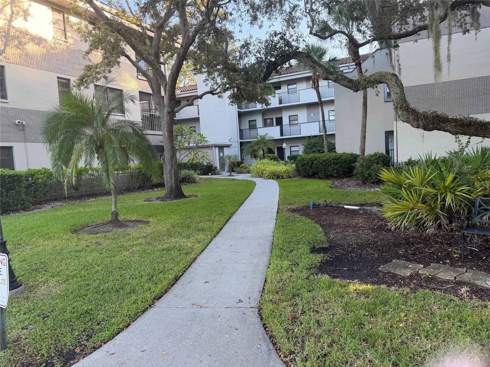 2650 COUNTRYSIDE BLVD #B302 #B302