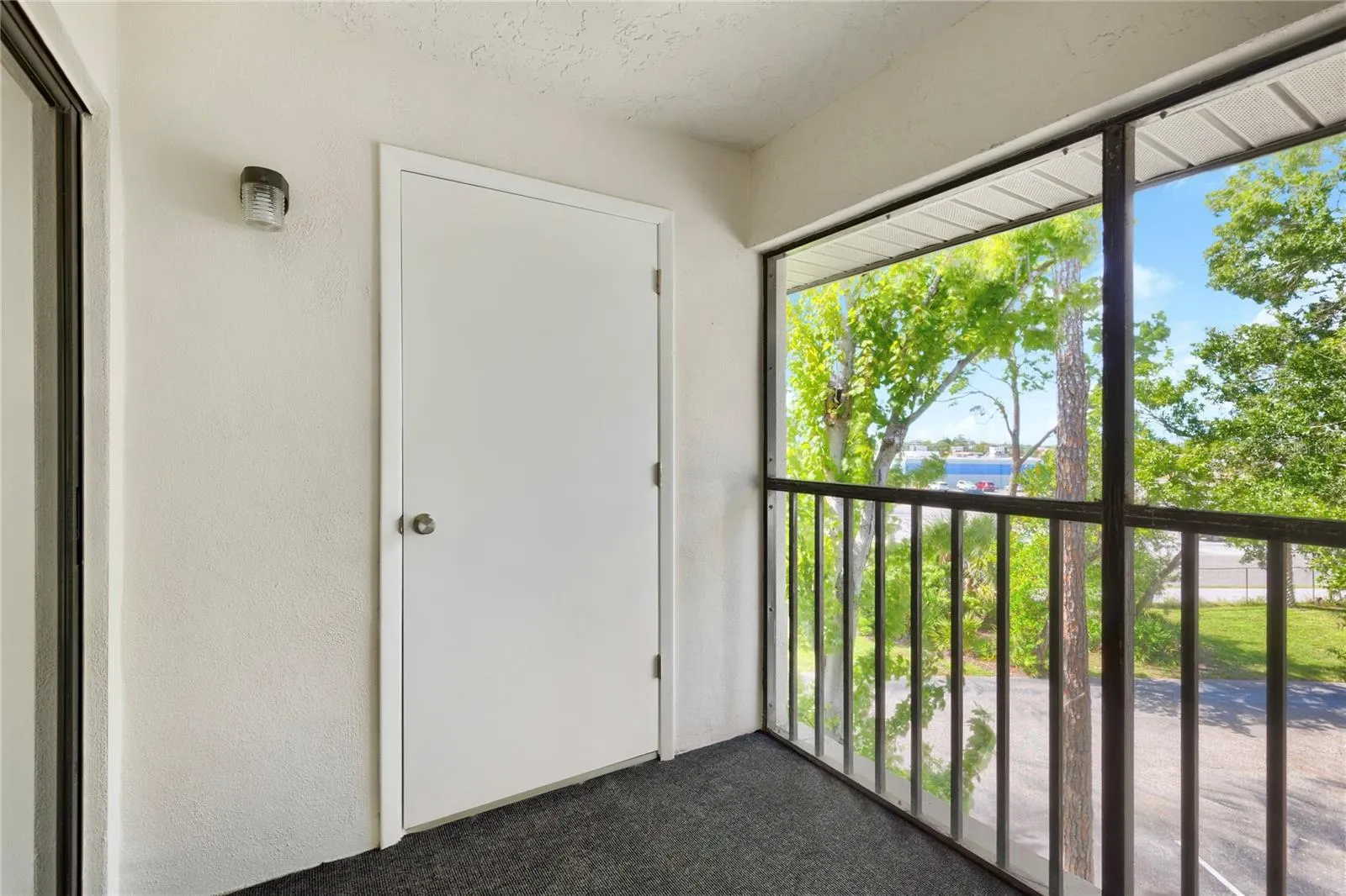 2650 COUNTRYSIDE BLVD #B302 #B302