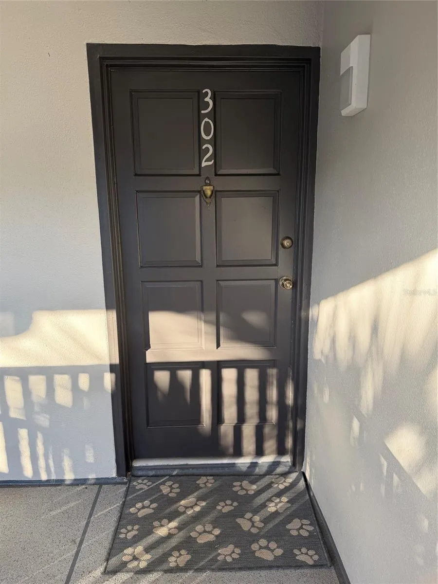 2650 COUNTRYSIDE BLVD #B302 #B302