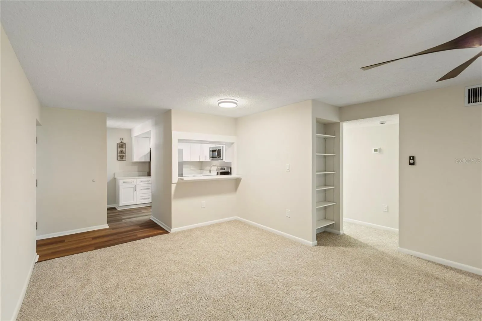 2650 COUNTRYSIDE BLVD #B302 #B302