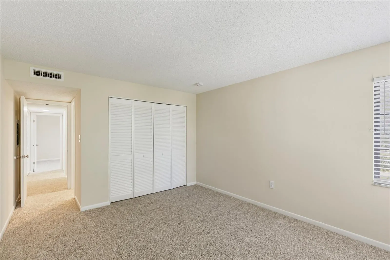 2650 COUNTRYSIDE BLVD #B302 #B302
