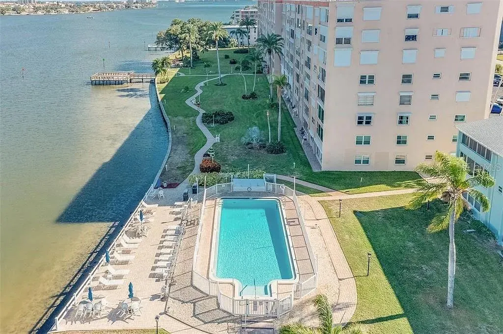1847 SHORE DR S #216 #216