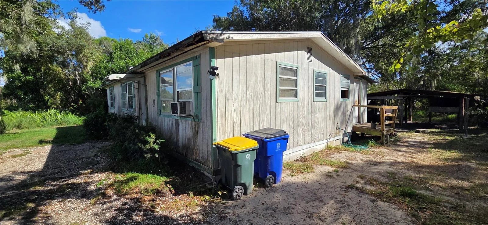 1441 CROSSVIEW ST