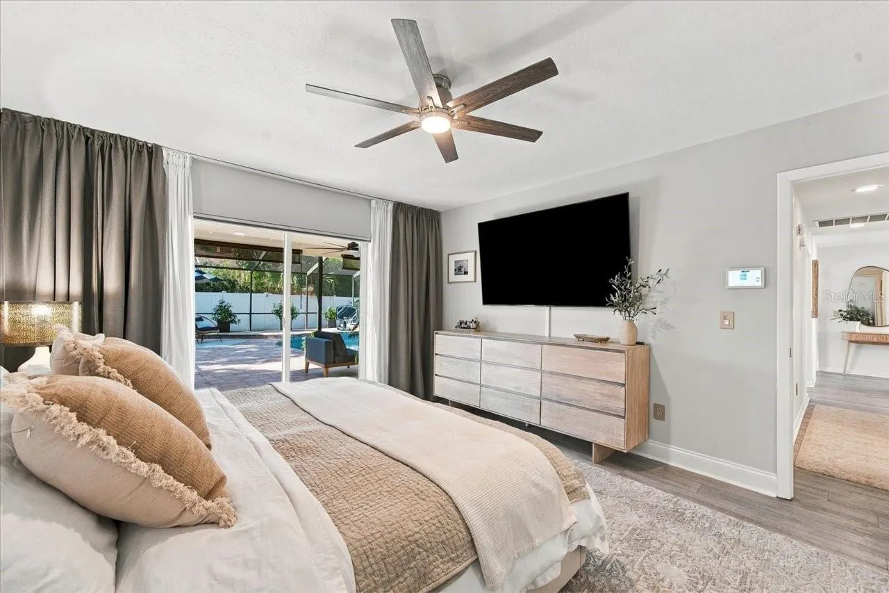 13810 LAKE VILLAGE PL