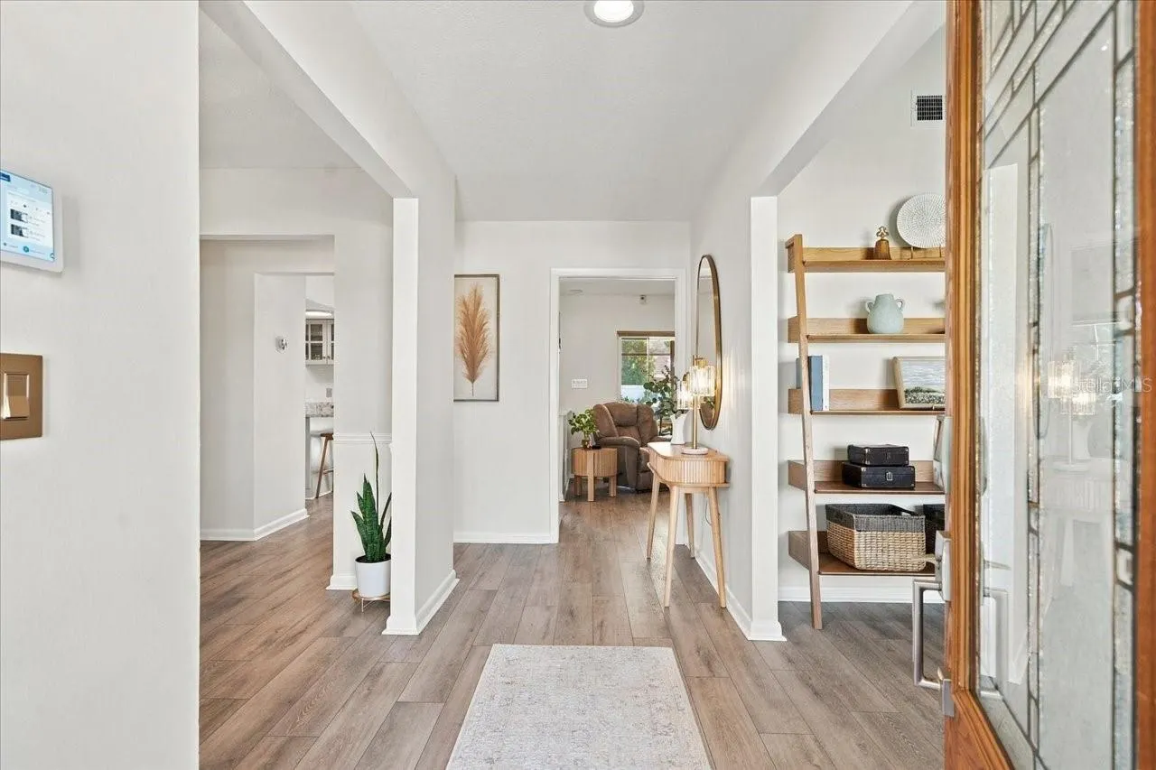13810 LAKE VILLAGE PL