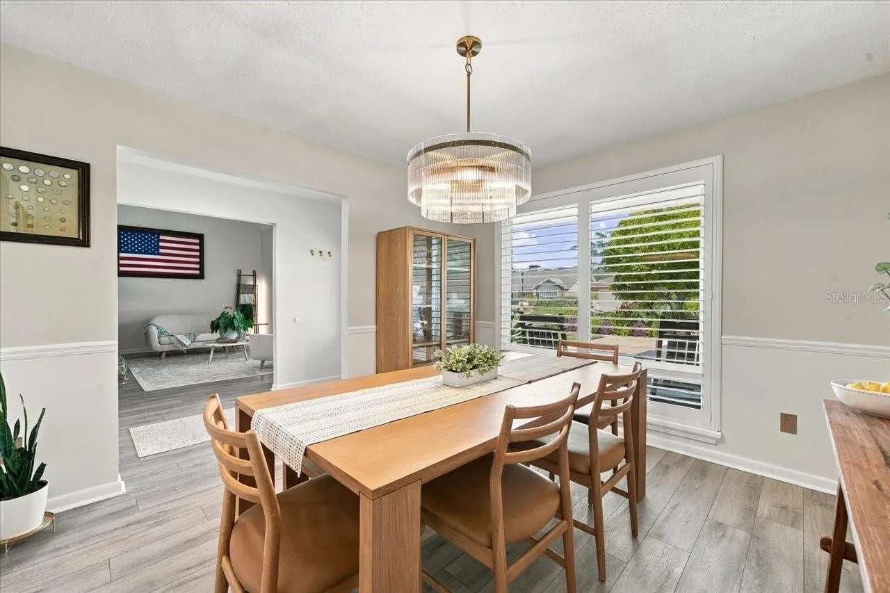 13810 LAKE VILLAGE PL