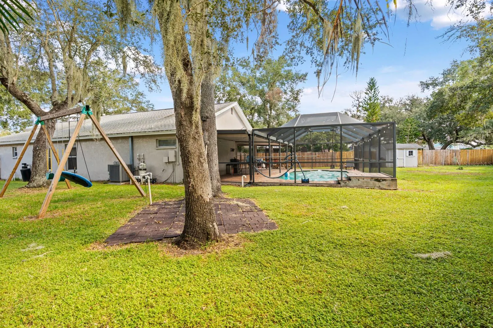 4626 PRESTON WOODS DR