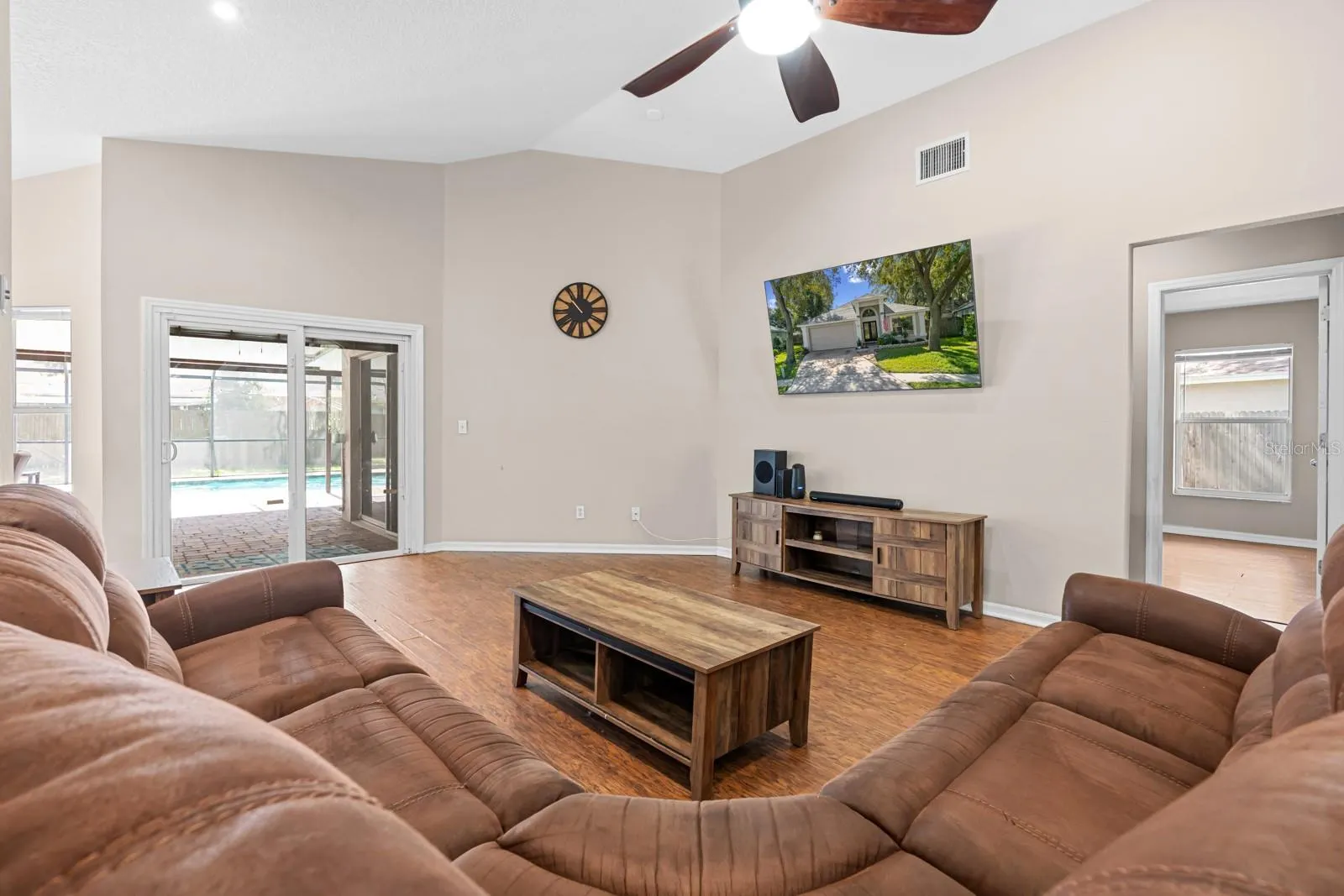 4626 PRESTON WOODS DR