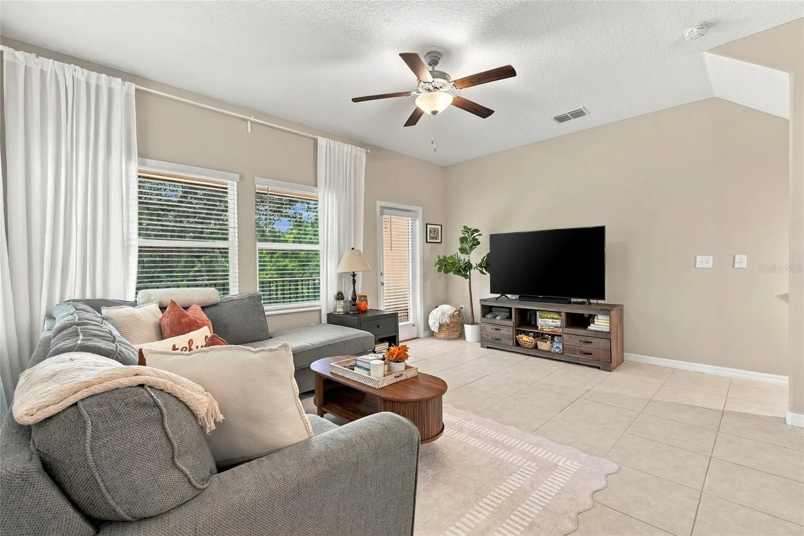4520 TUSCAN LOON DR