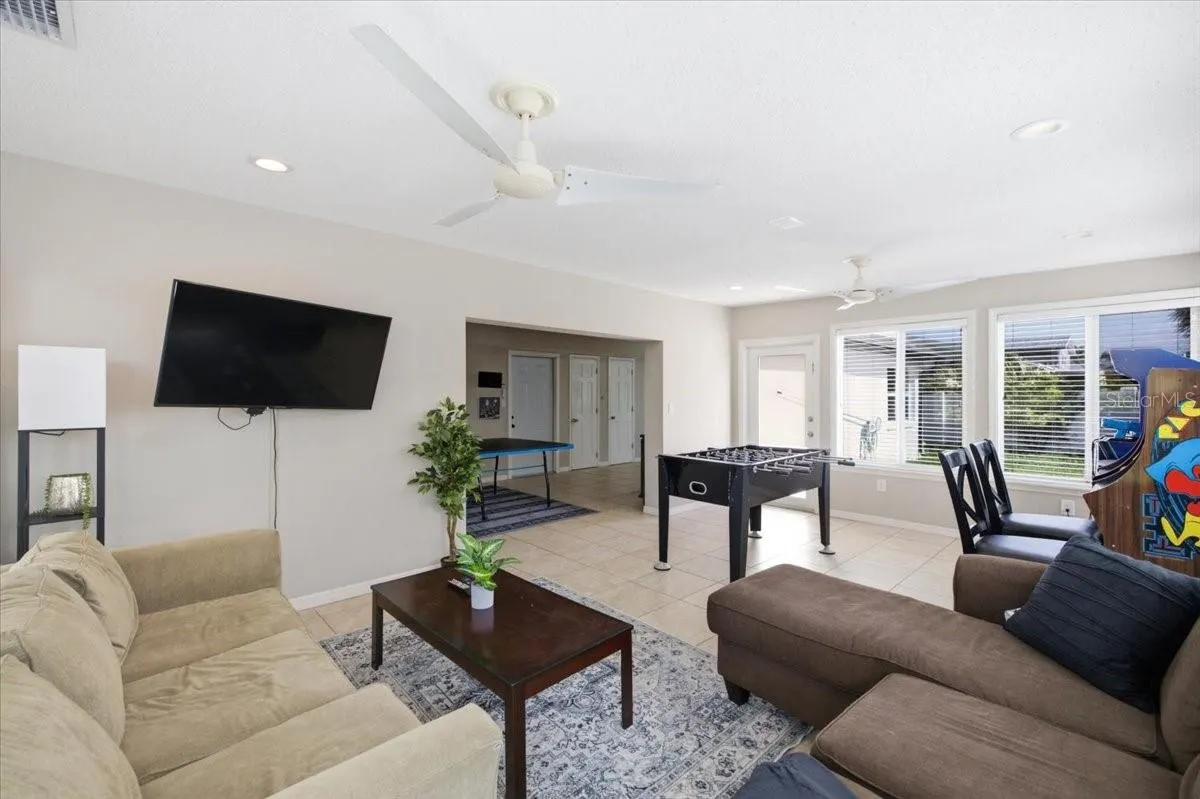 4710 TRAVERTINE DR