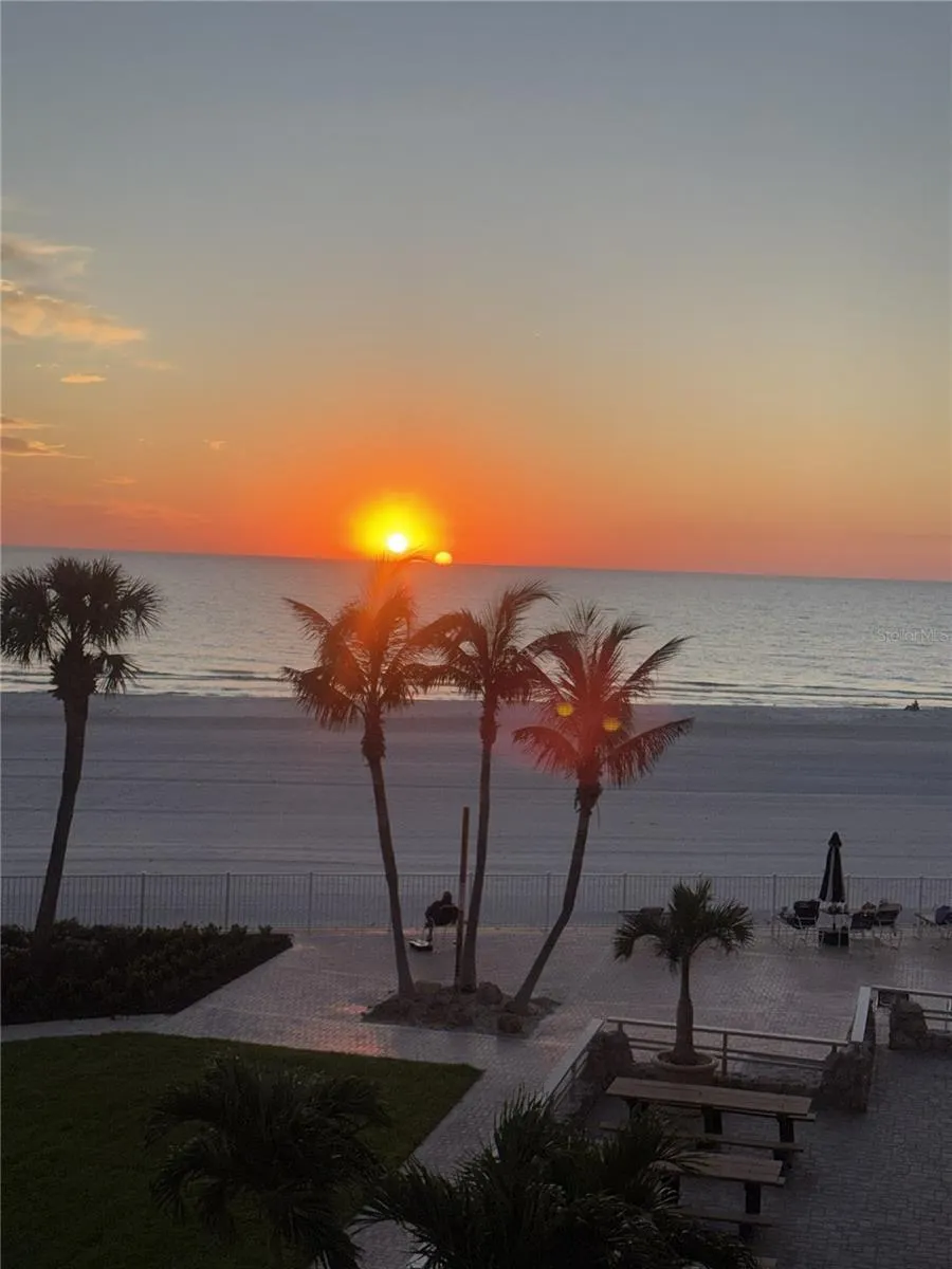 17920 GULF BLVD #302 #302