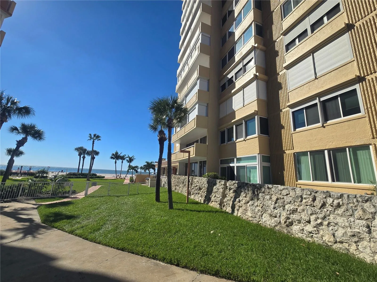 17920 GULF BLVD #302 #302
