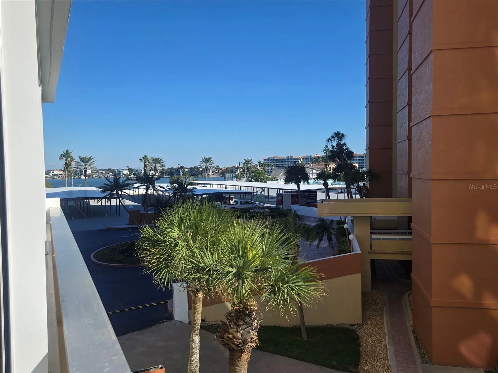17920 GULF BLVD #302 #302