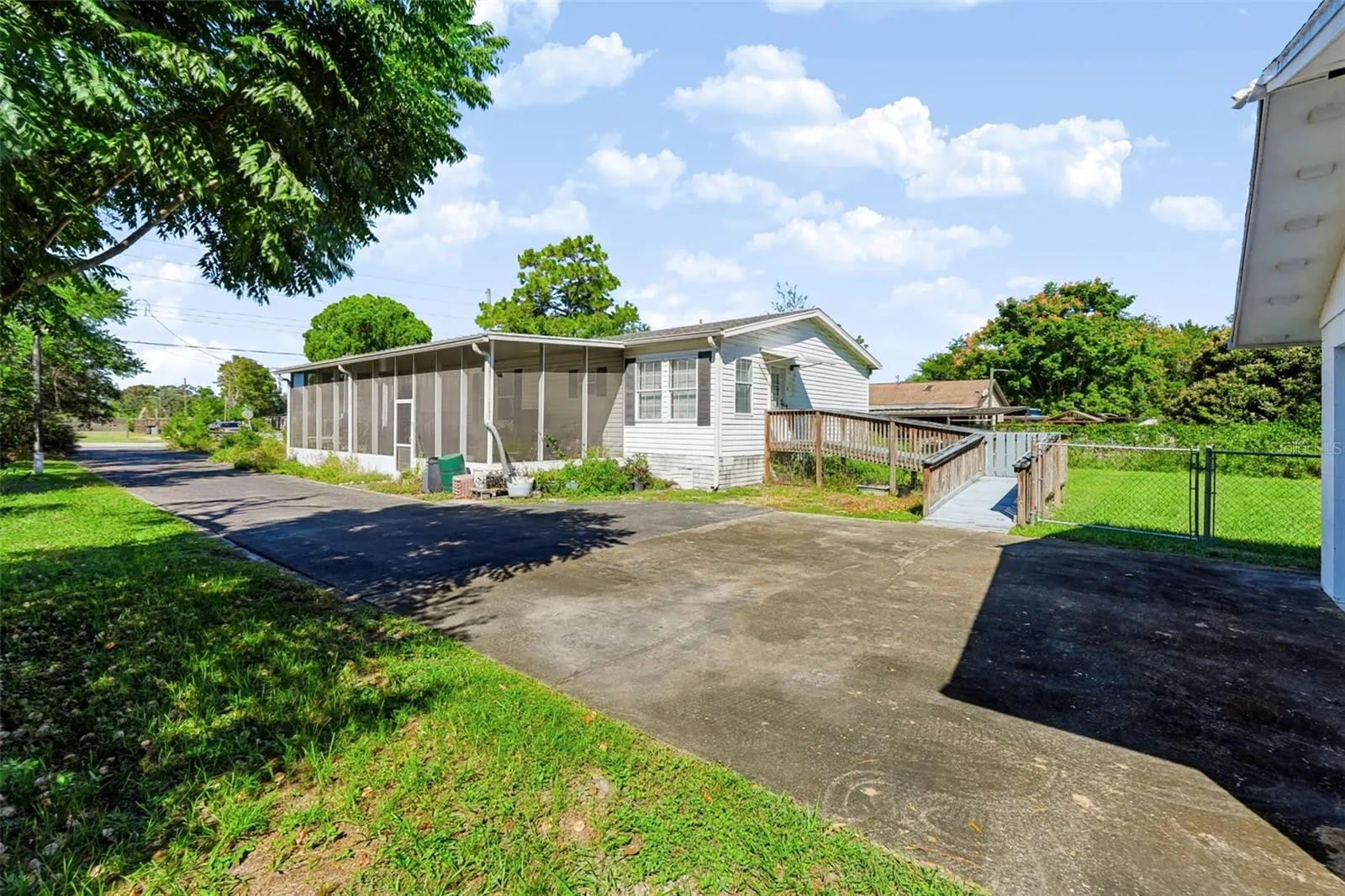 13616 LITEWOOD DR