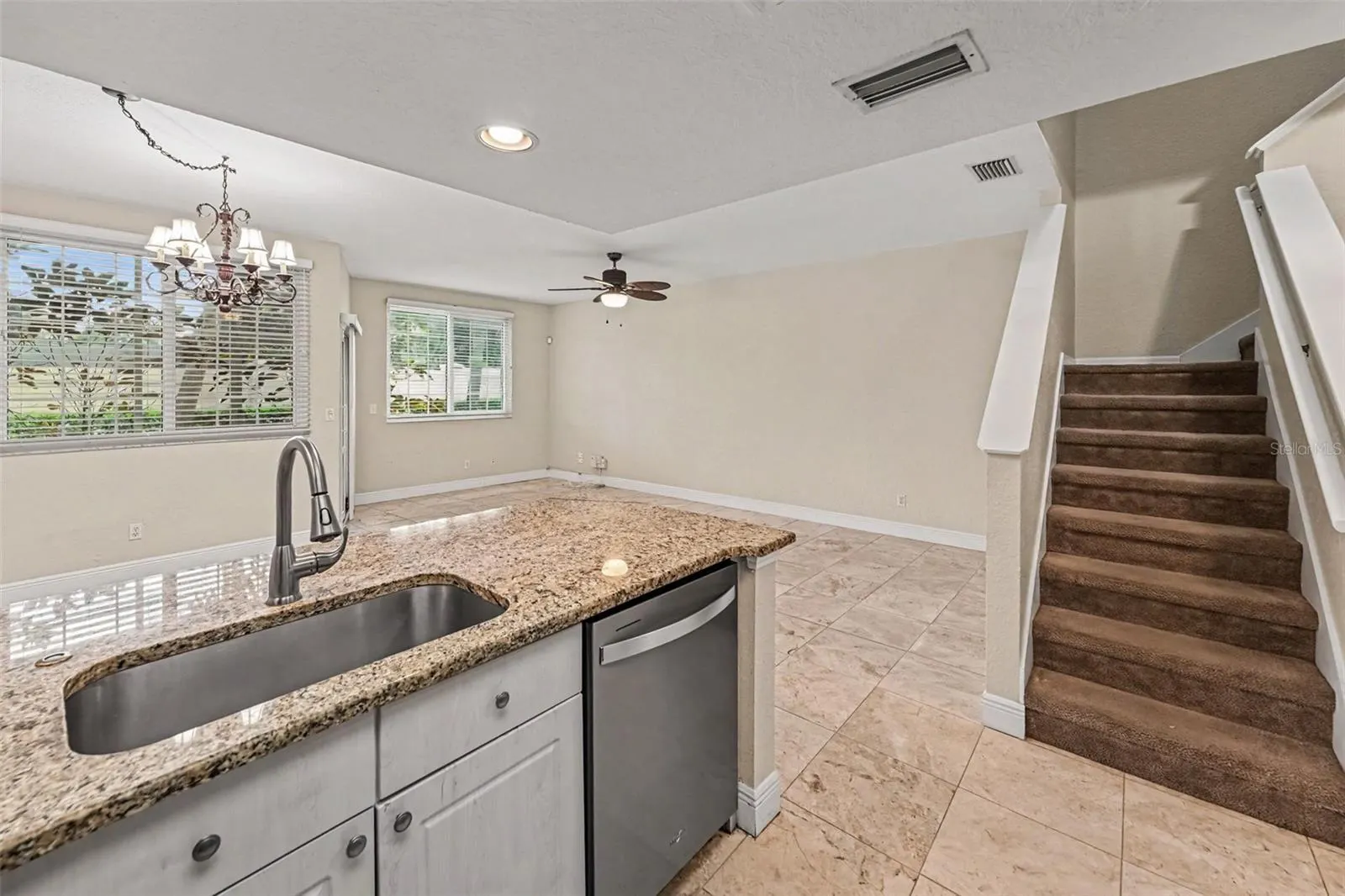 3409 FOX HUNT DR