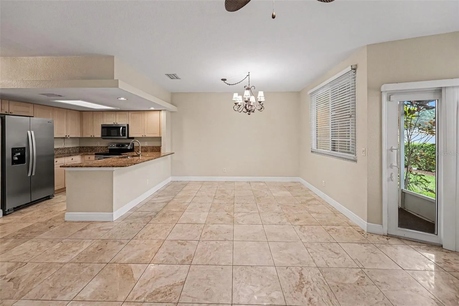 3409 FOX HUNT DR