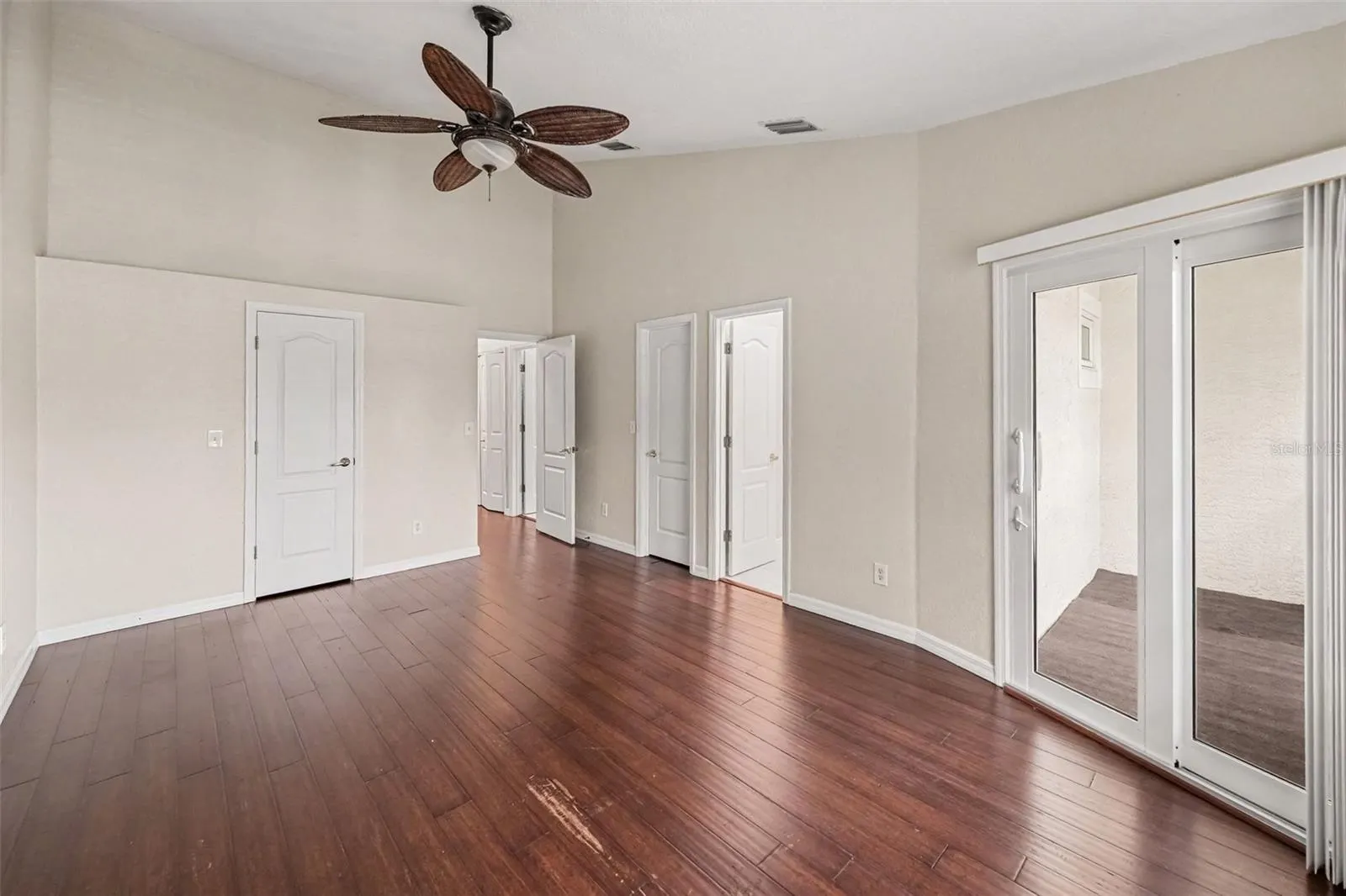 3409 FOX HUNT DR