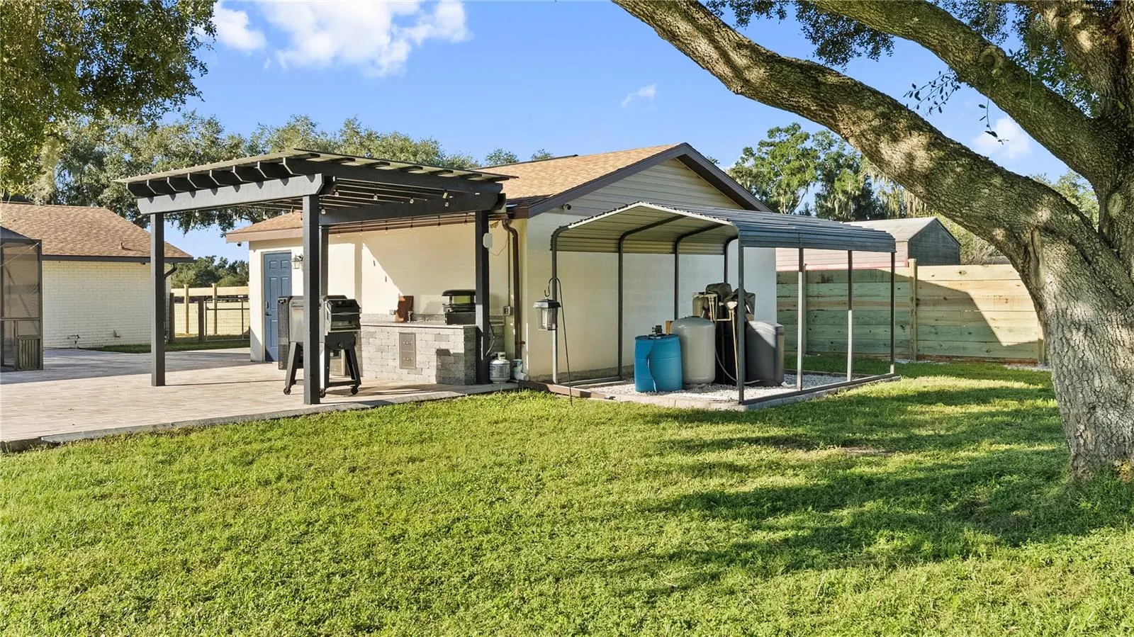 310 MOCCASIN HOLLOW RD